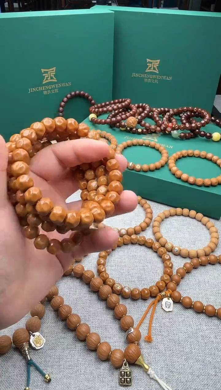 猴头核桃手串10全品奶来