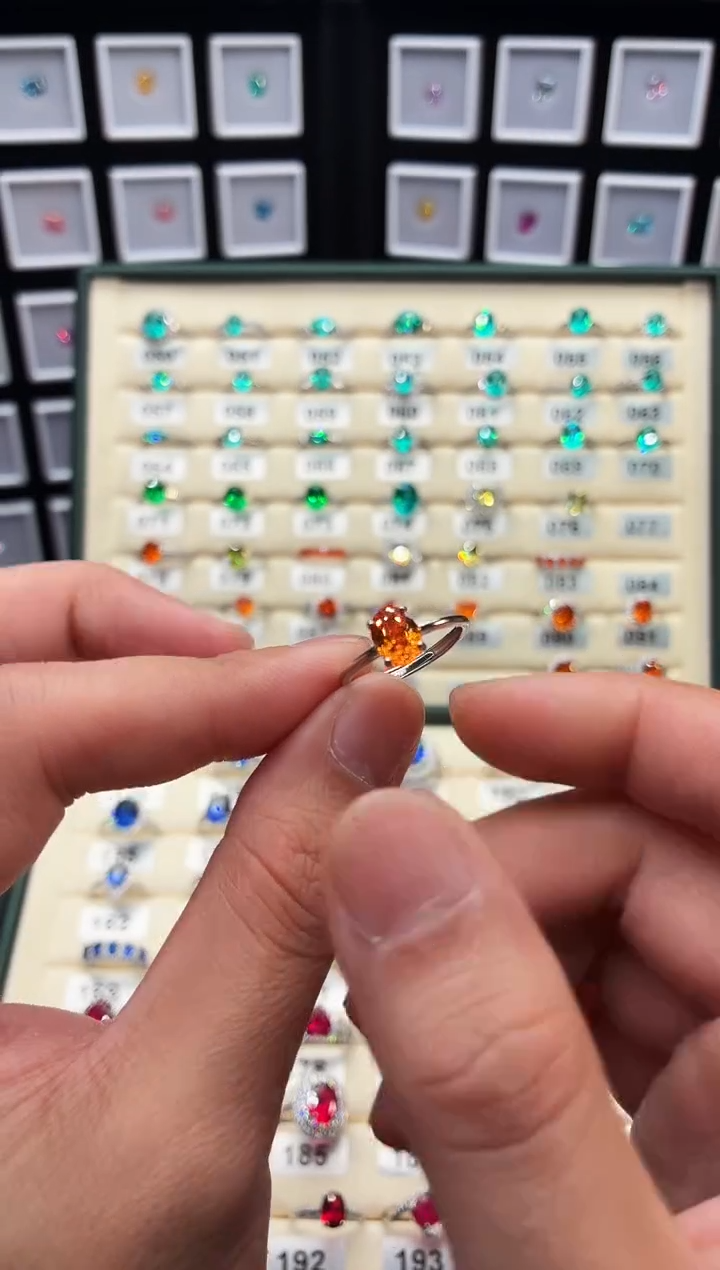 银S925镶嵌戒指石榴石（芬达石）1199