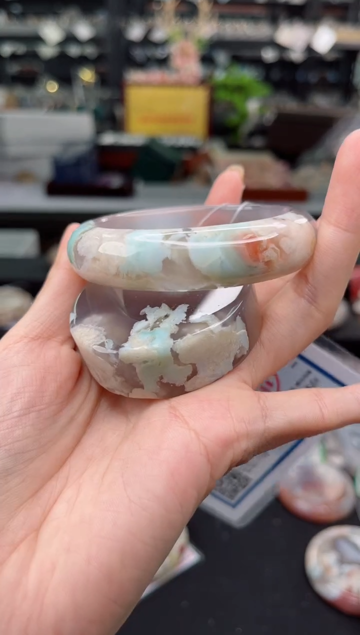 【闪购商品】石英质玉手镯未镶嵌55圈口（赠品镯心）S941426