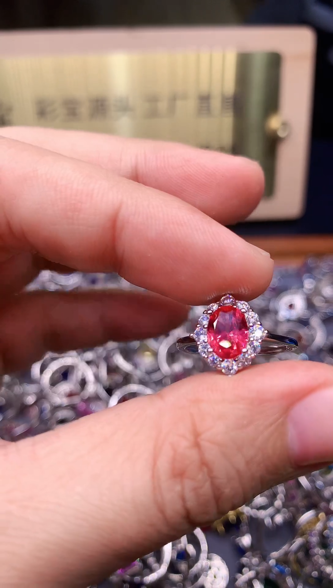 【闪购商品】蓝宝石戒指银S925镶嵌........