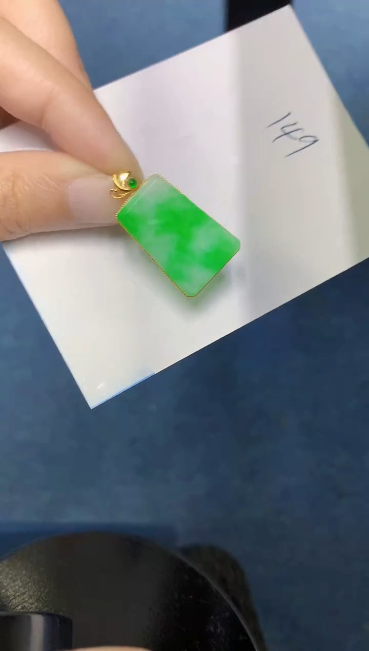 【闪购商品】翡翠颈饰18K金镶嵌000000000