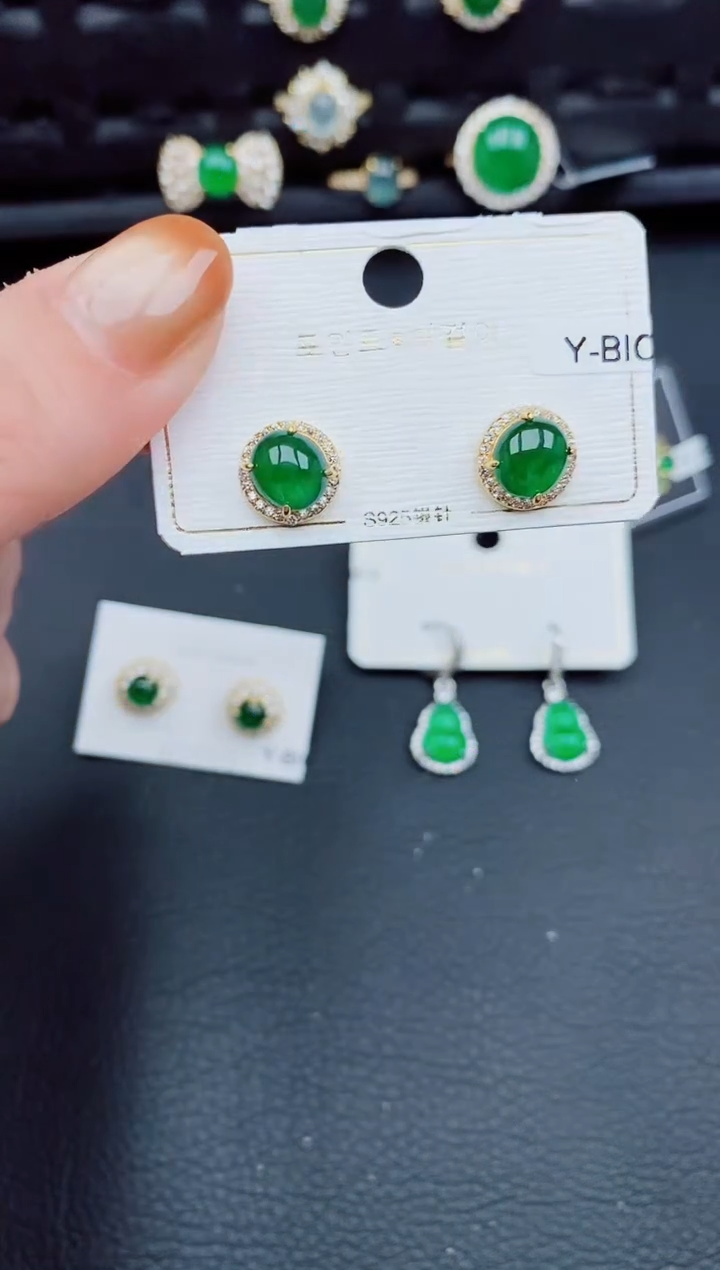 【闪购商品】翡翠耳饰银S925镶嵌天然a货翡翠460