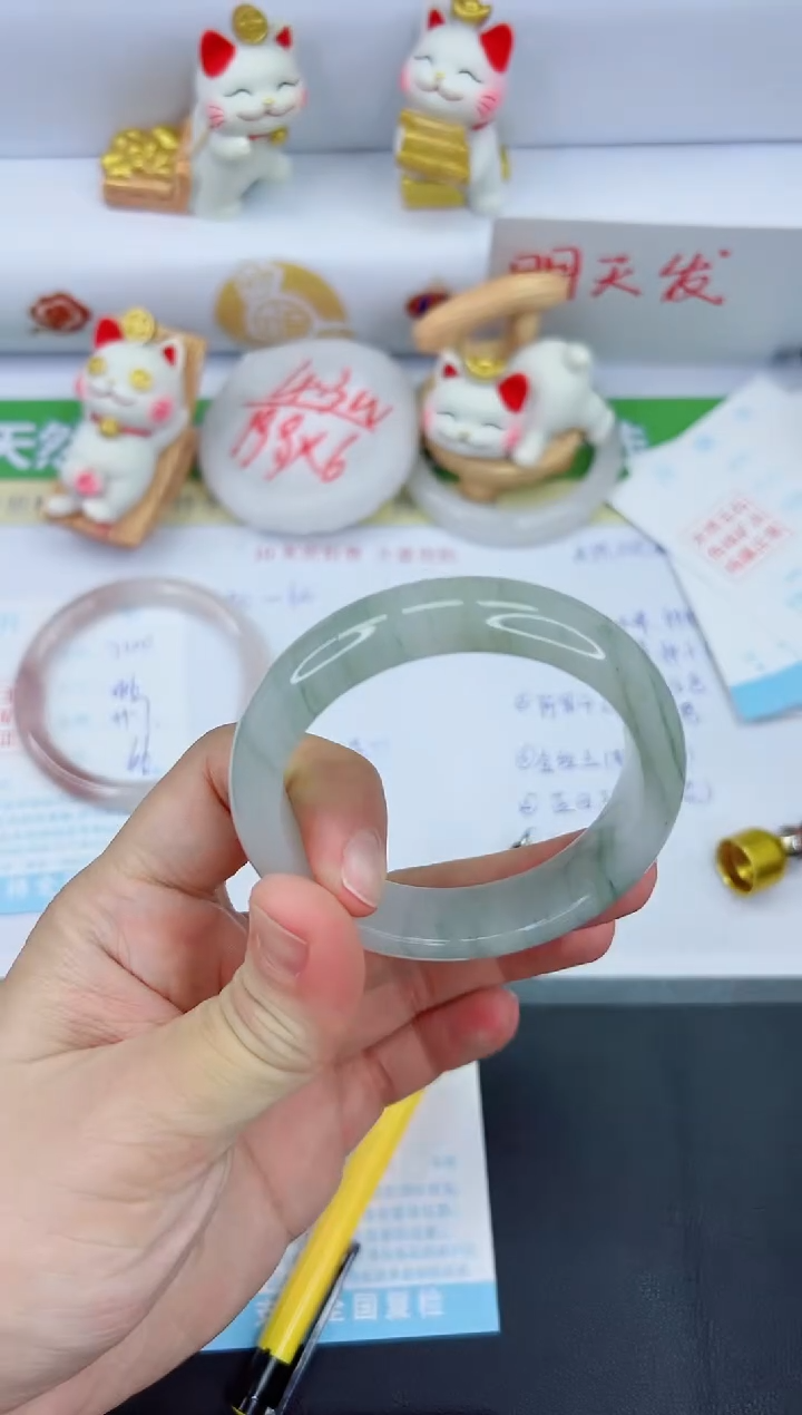 【闪购商品】石英质玉手镯未镶嵌741-54.4