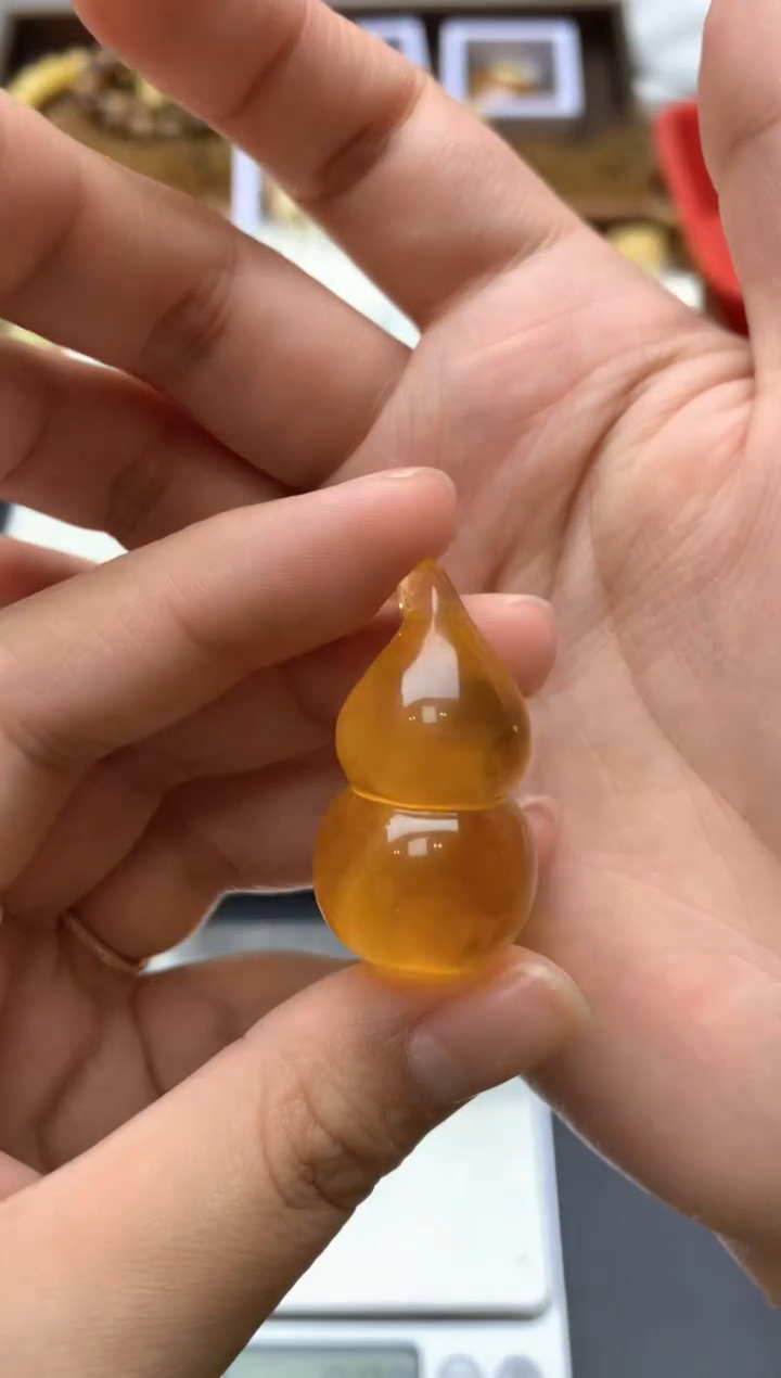 【闪购商品】琥珀珠宝奇石未镶嵌080琥珀蜜蜡水线有纹小坑介意勿拍