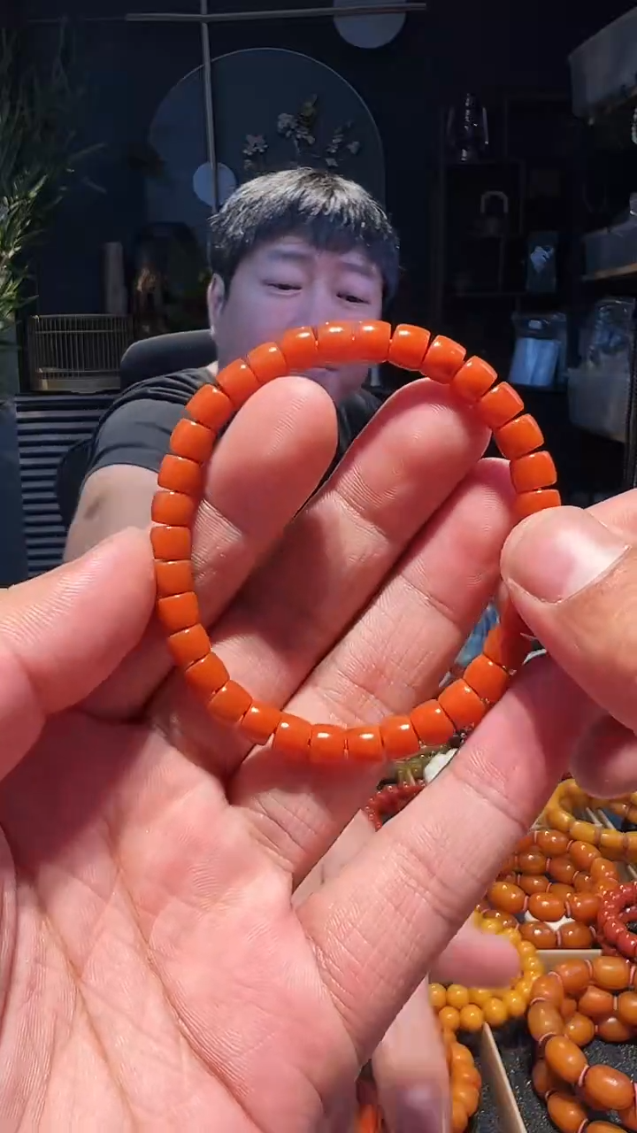 【闪购商品】南红玛瑙手串未镶嵌单圈