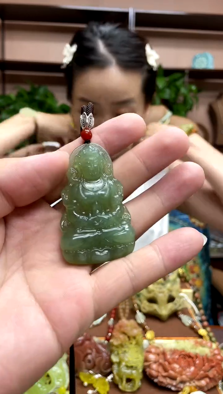未镶嵌岫玉吊坠·