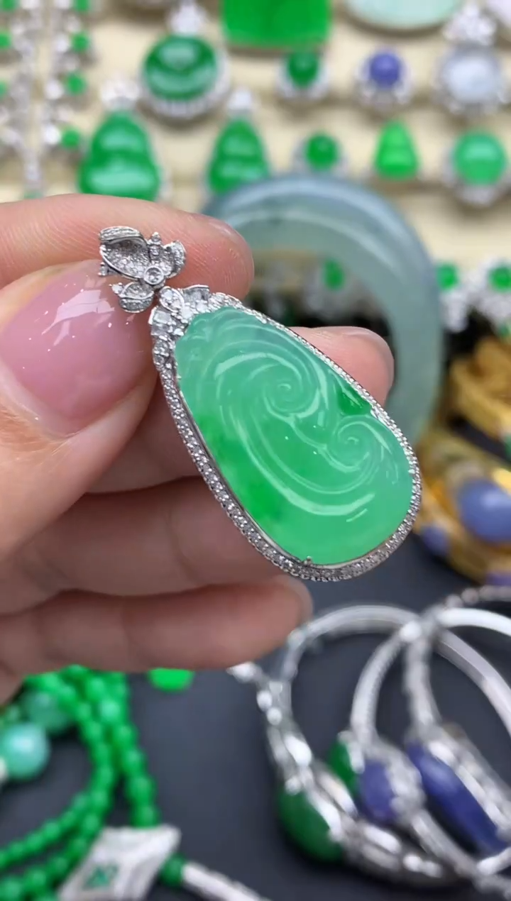 【闪购商品】翡翠颈饰18K金镶嵌525-中国好珍宝