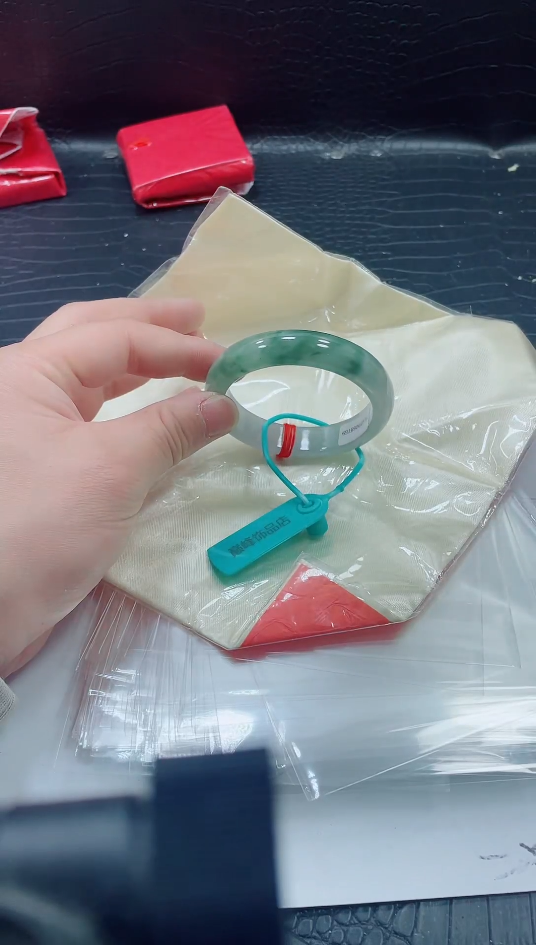 非金属无小哥201号手镯56.3圈口