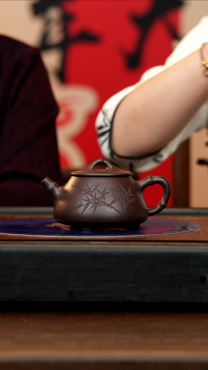 【闪购商品】紫砂茶壶LHQ 紫泥 石瓢竹 260cc
