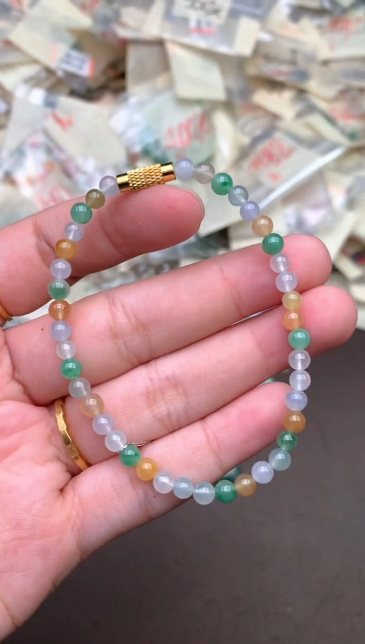 未镶嵌挂件翡翠— 