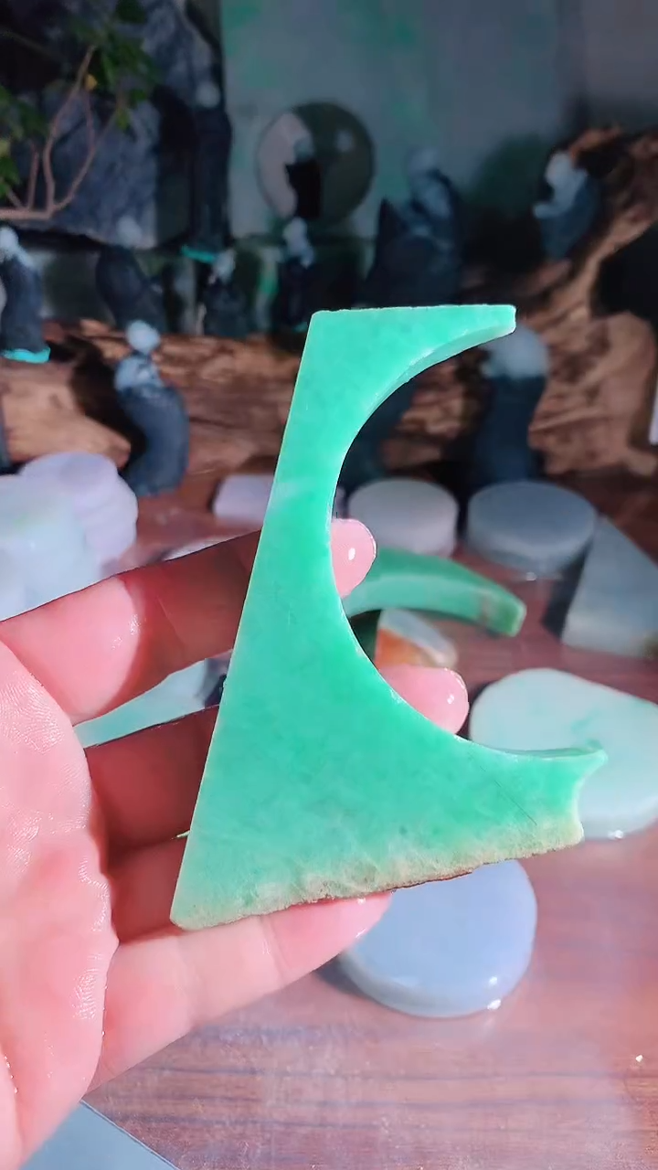 【闪购商品】翡翠吊坠(不含链)未镶嵌72