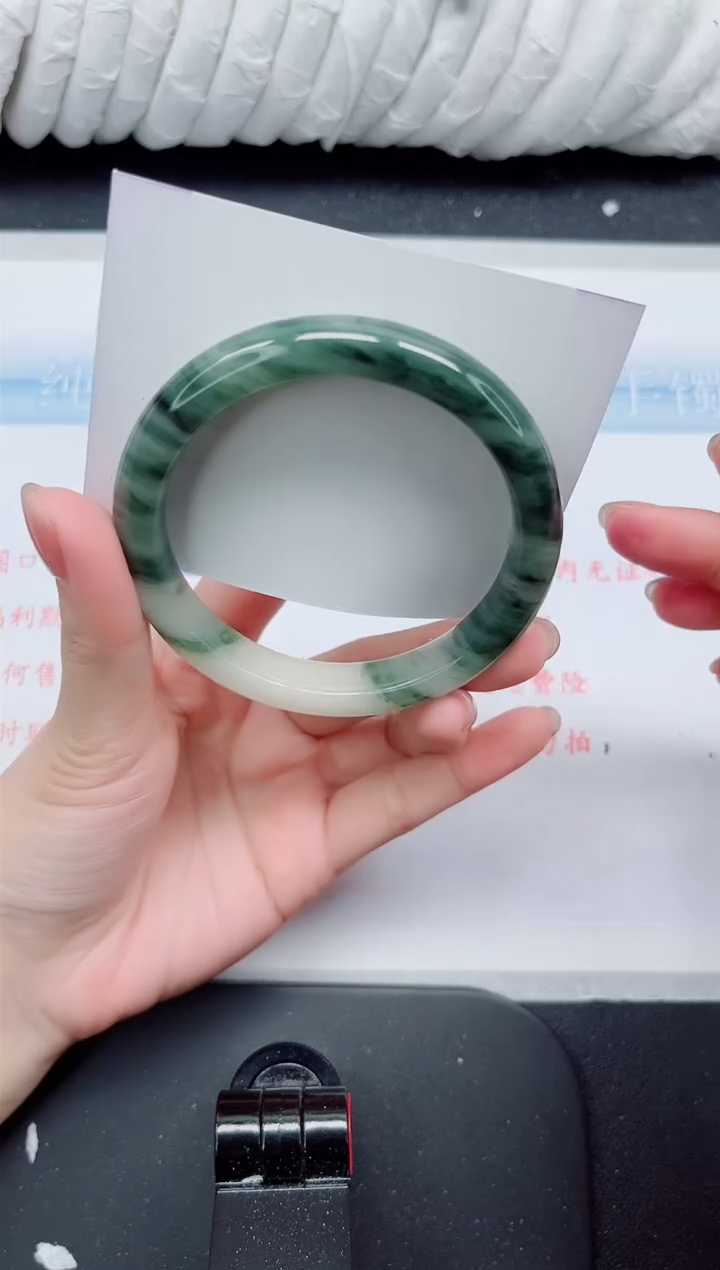 【闪购商品】石英质玉手镯未镶嵌352#60.2