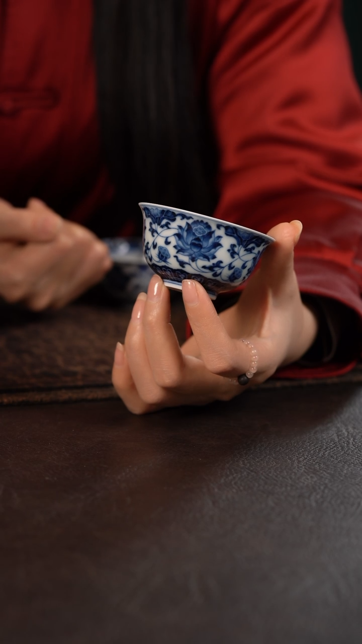 【闪购商品】杯洪印慕明金刚莲撇口杯