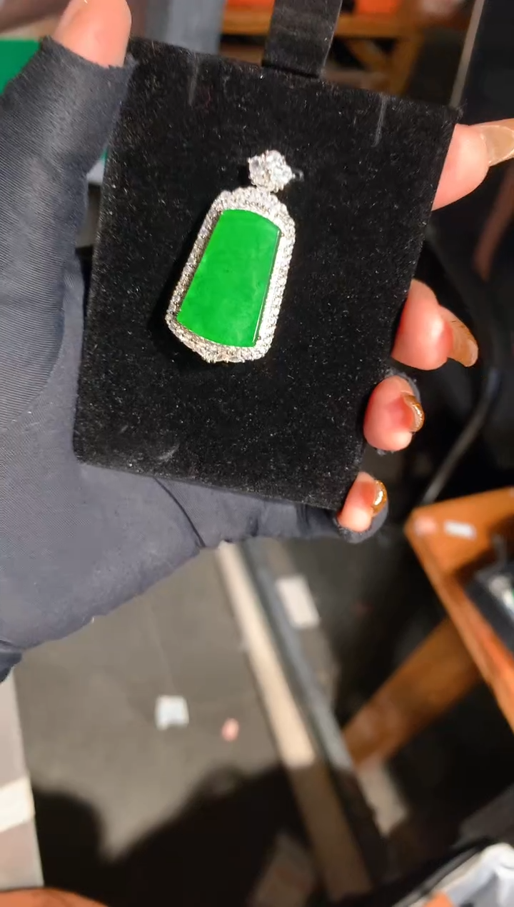 【闪购商品】定制翡翠未镶嵌38定制翡翠-多样性发货（发其一）