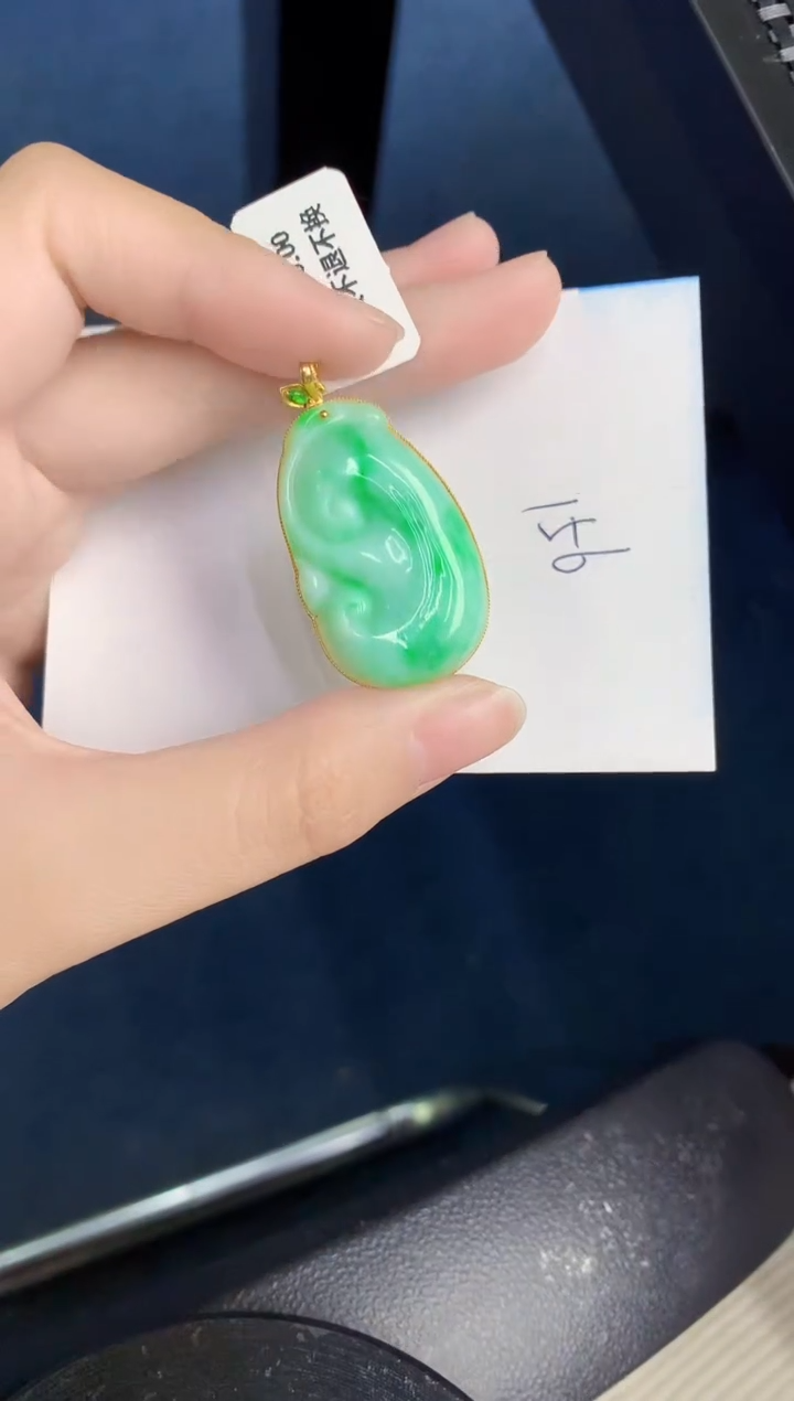 【闪购商品】翡翠颈饰18K金镶嵌0000000000