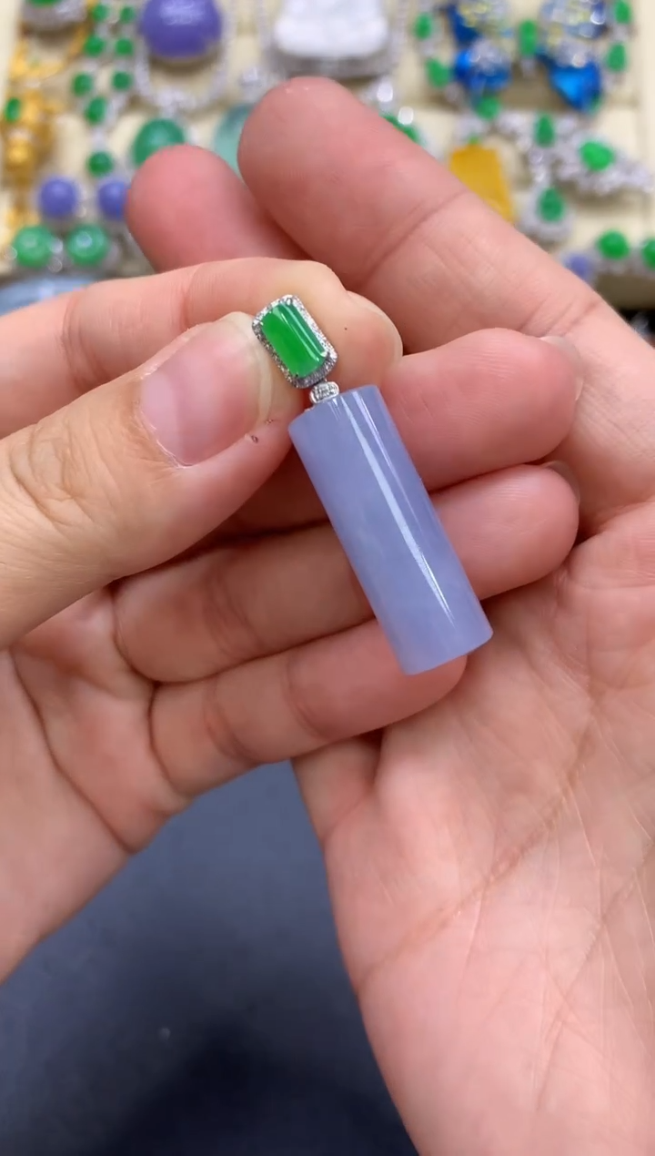 颈饰18K金镶嵌翡翠192-中国好珍宝