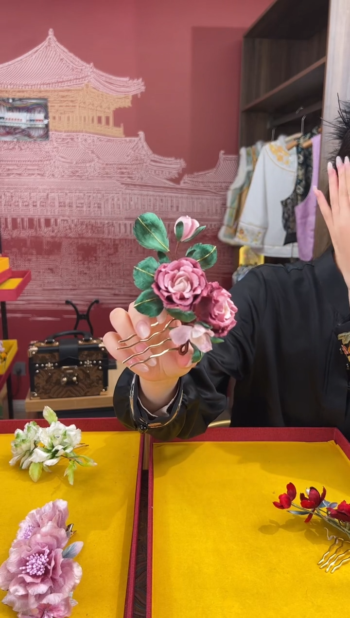 【闪购商品】刺绣非遗绒花（发饰）