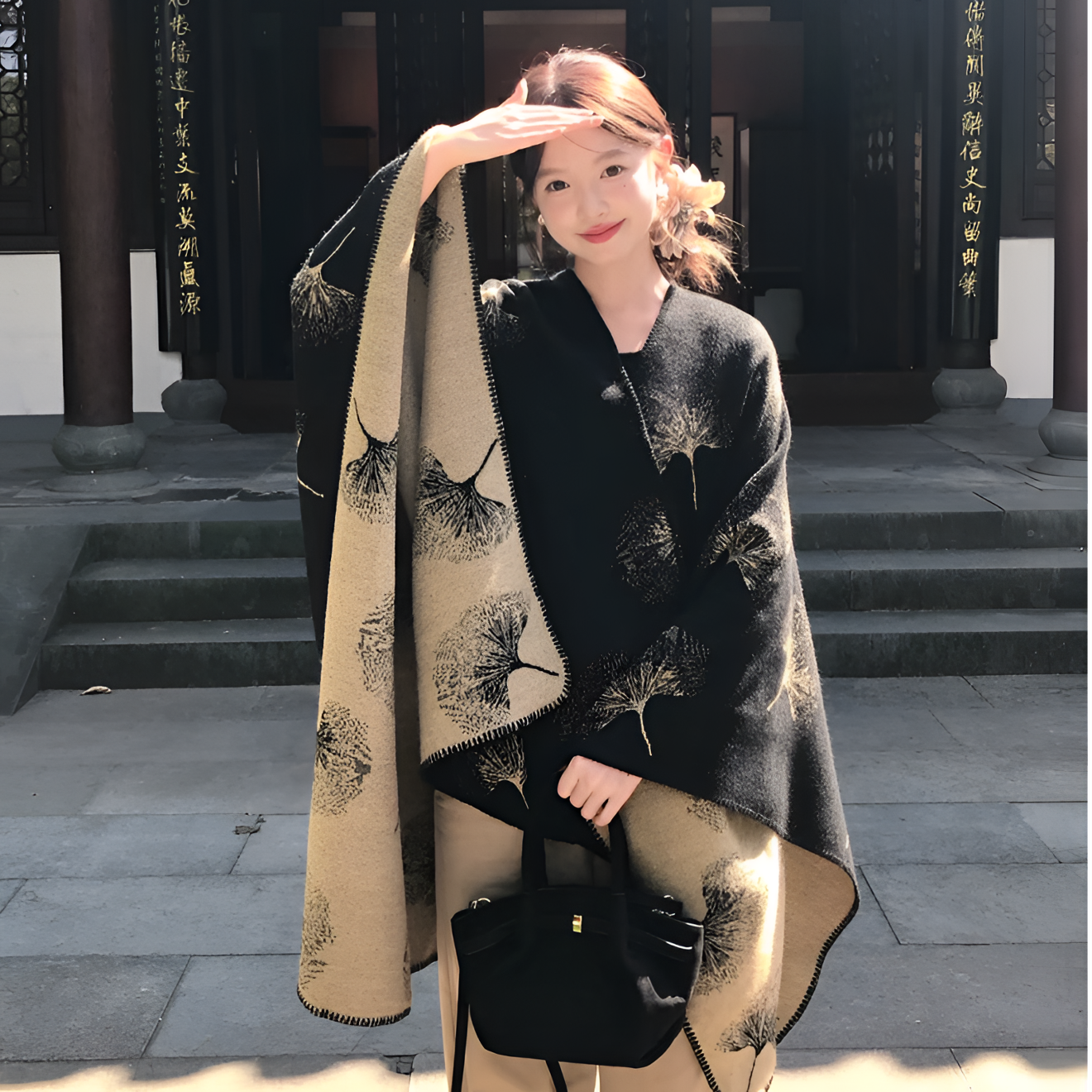 2025新款秋款保暖银杏叶民族风两用双面格子披肩旅游外搭斗篷披肩