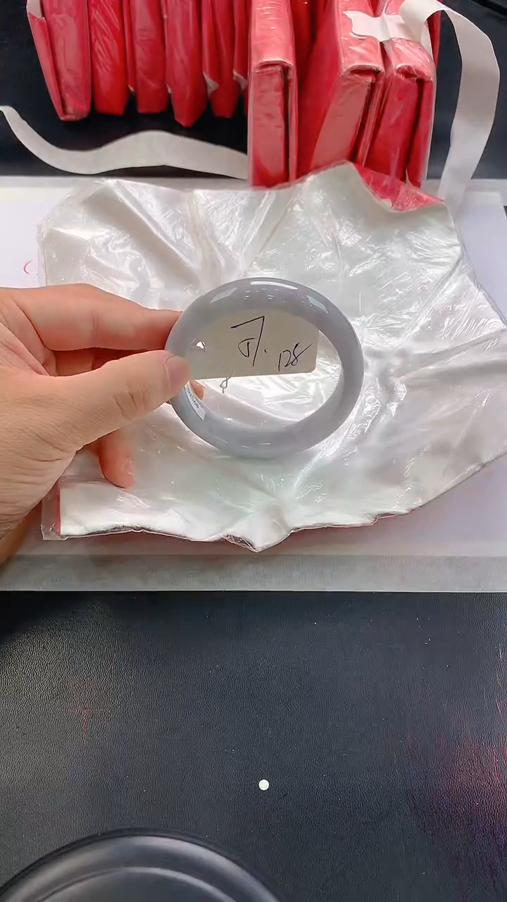 未镶嵌手镯翡翠129