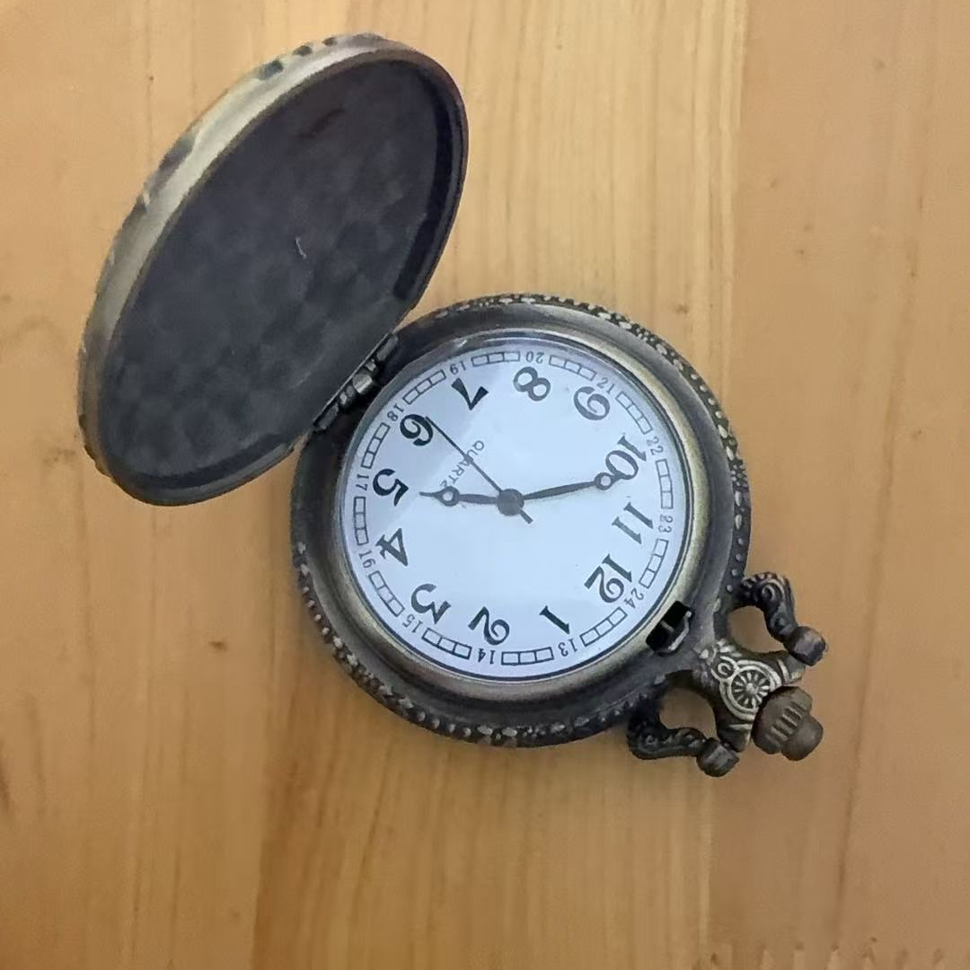 怀表怀旧休闲石英