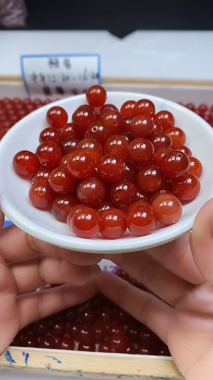 未镶嵌散珠南红玛瑙B589 冰柿子南红10mm10个6.8元