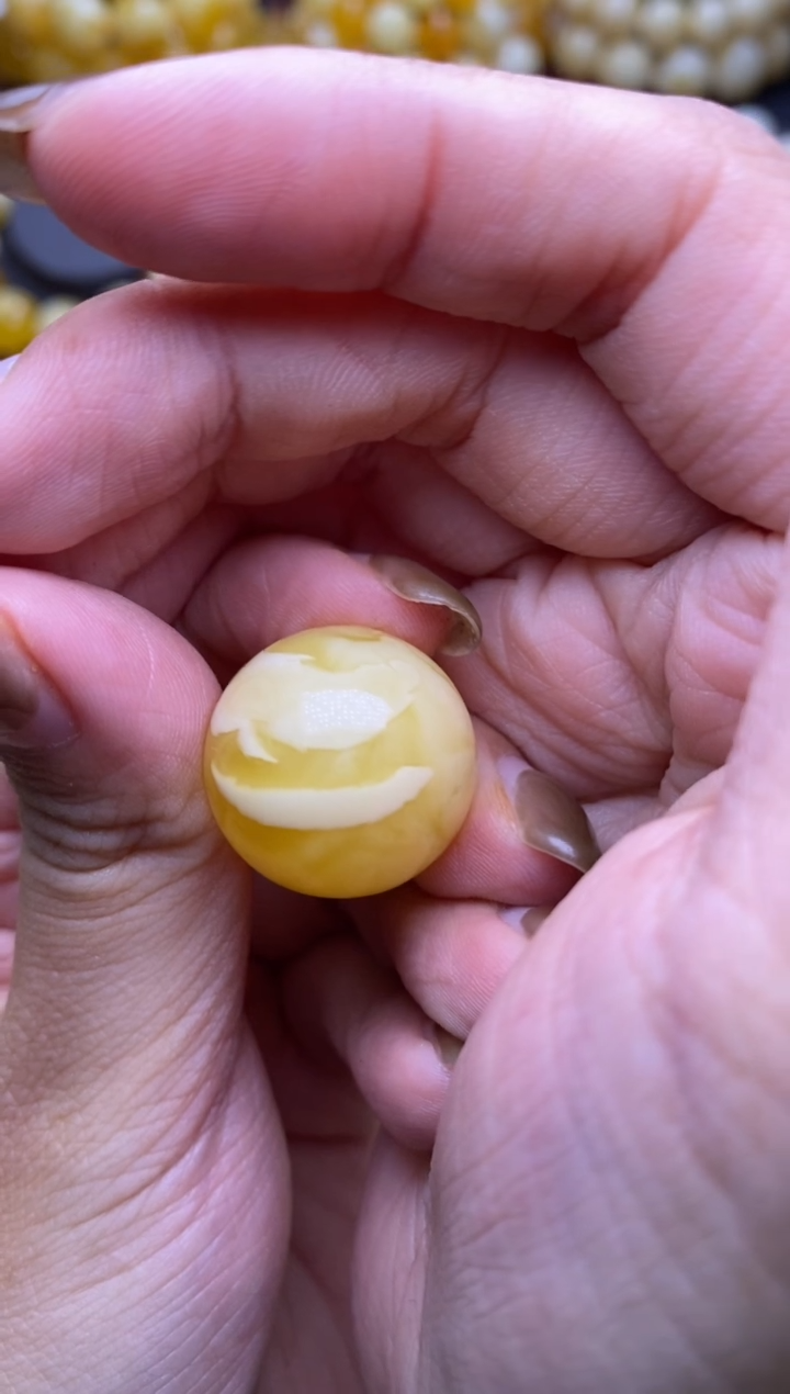 【闪购商品】琥珀裸石未镶嵌大小姐珠宝严选79