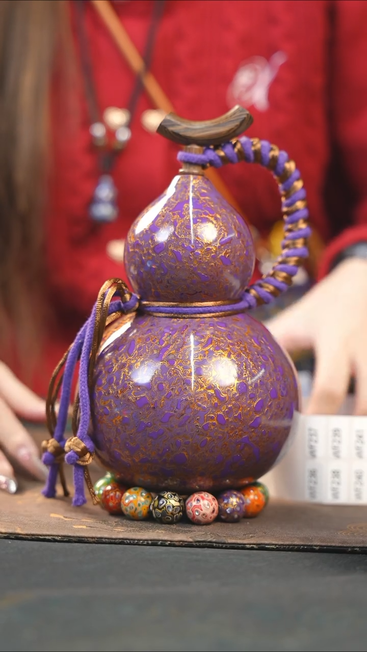 【闪购商品】WF236漆艺酒葫芦不包手串及旋转底座