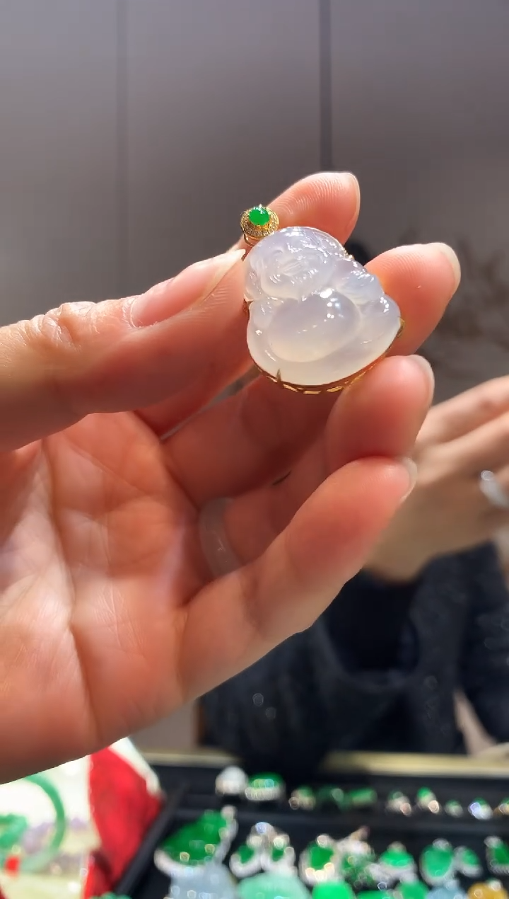 【闪购商品】翡翠吊坠(不含链)18K金镶嵌佛公 