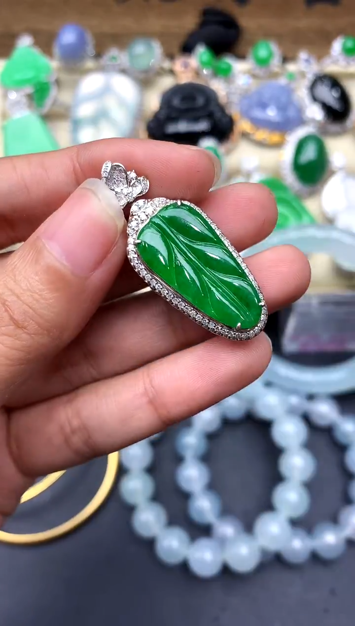 【闪购商品】翡翠颈饰18K金镶嵌188-中国好珍宝