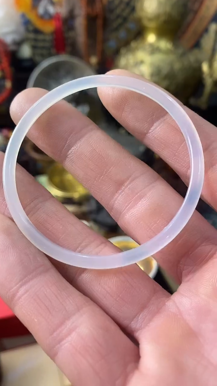 颈饰未镶嵌石英岩玉------主播推荐------