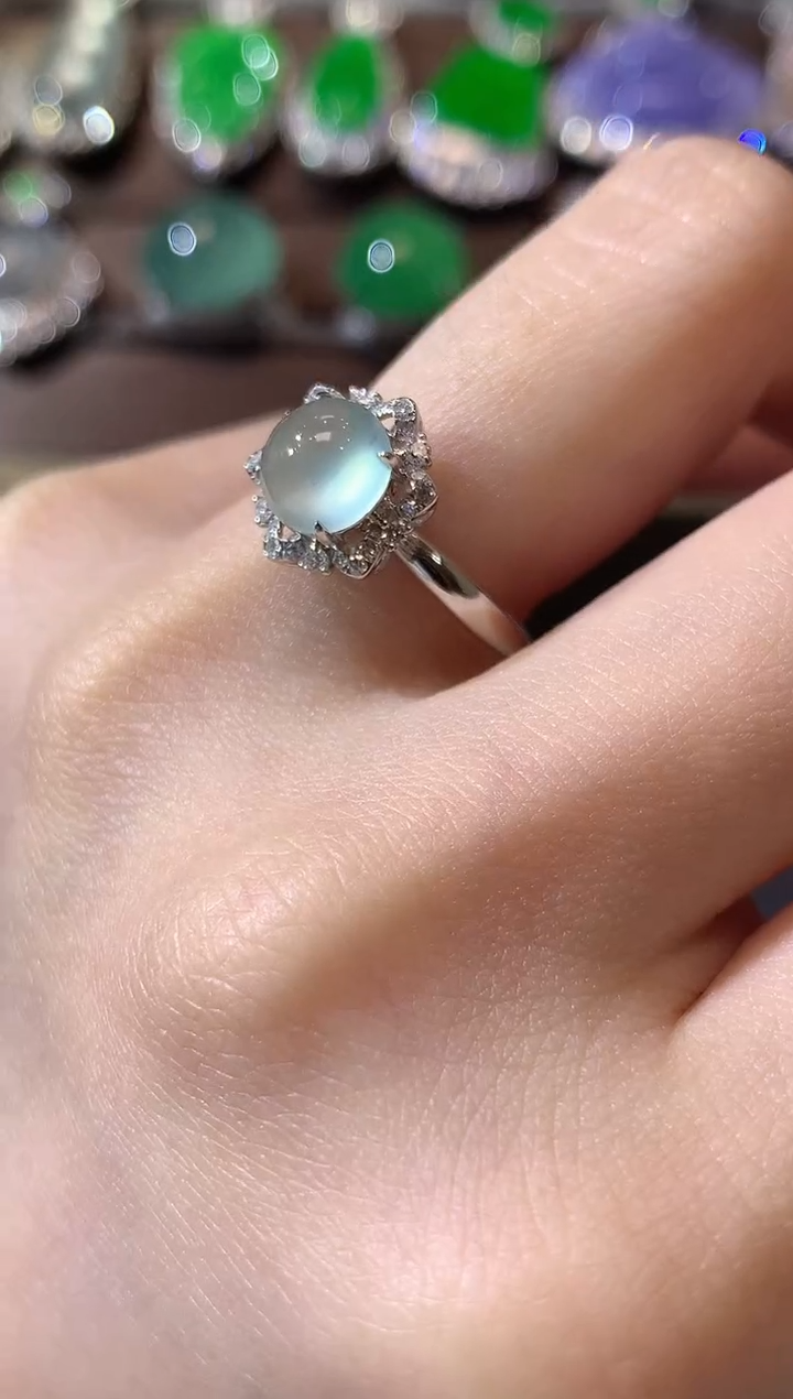 【闪购商品】翡翠戒指18K金镶嵌D15翡翠