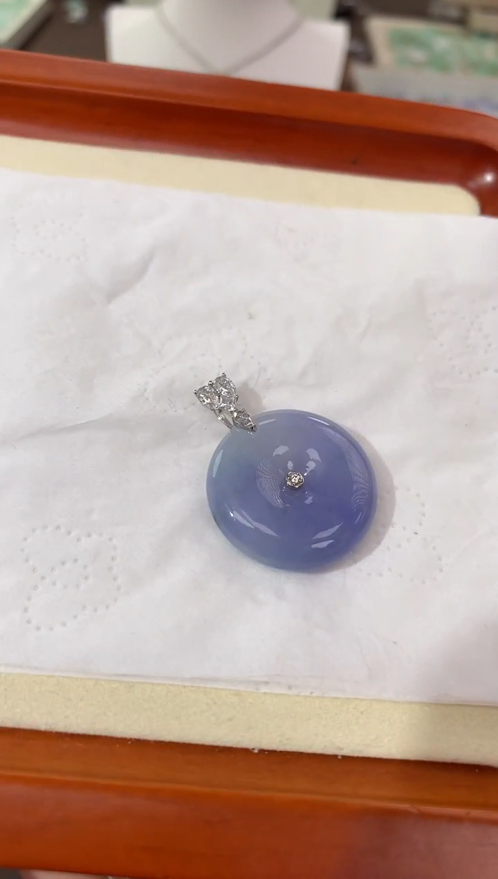 【闪购商品】翡翠颈饰18K金镶嵌天然缅甸a货翡翠