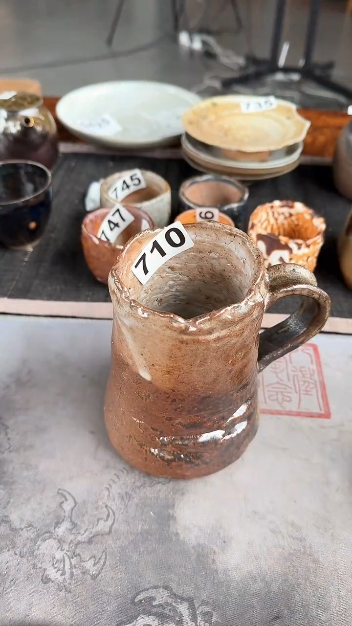 【闪购商品】710号吴松柴烧满落灰马克杯