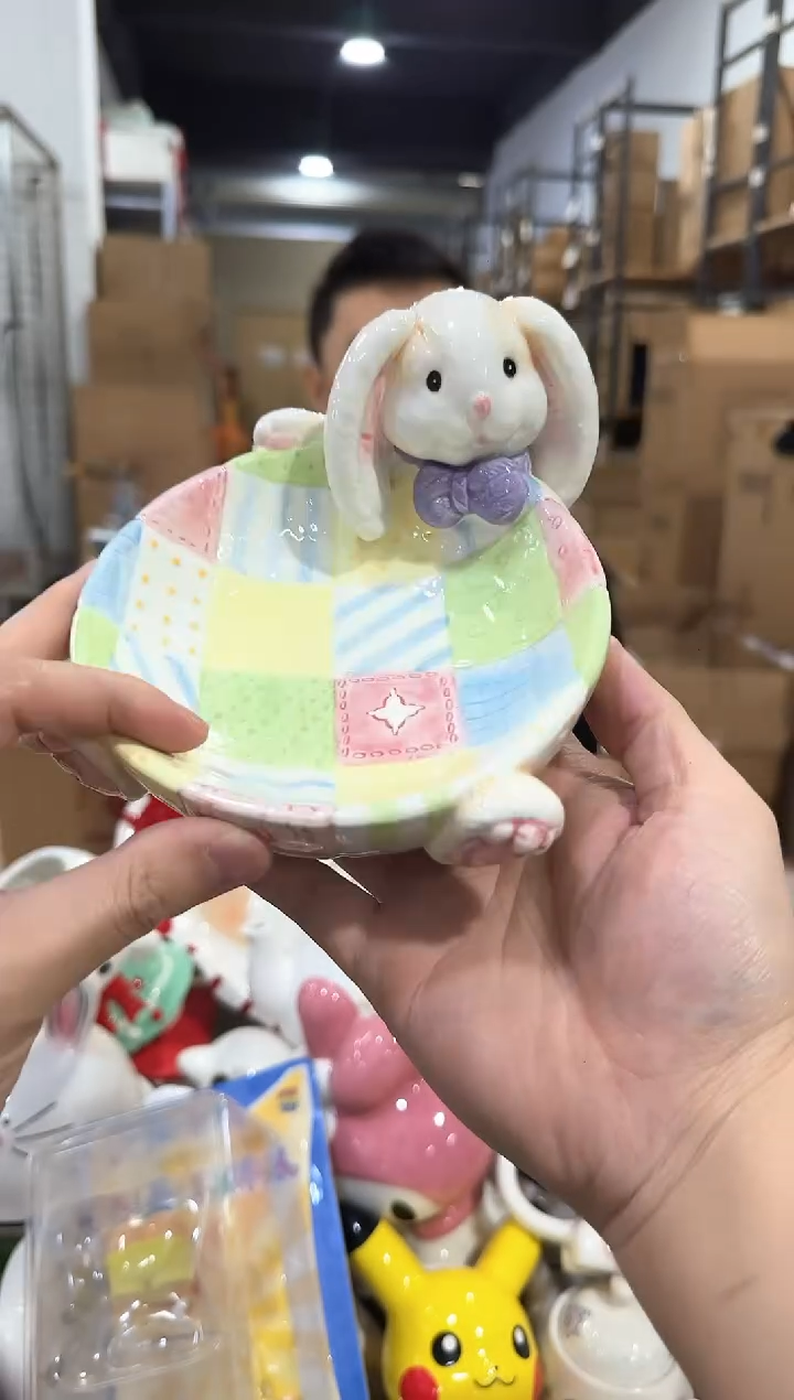 瓷片绿色原盒兔子碗