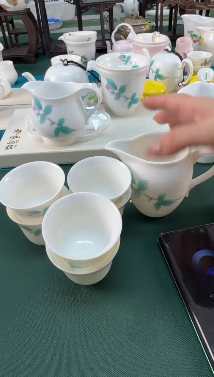 【闪购商品】瓷器 ······.......