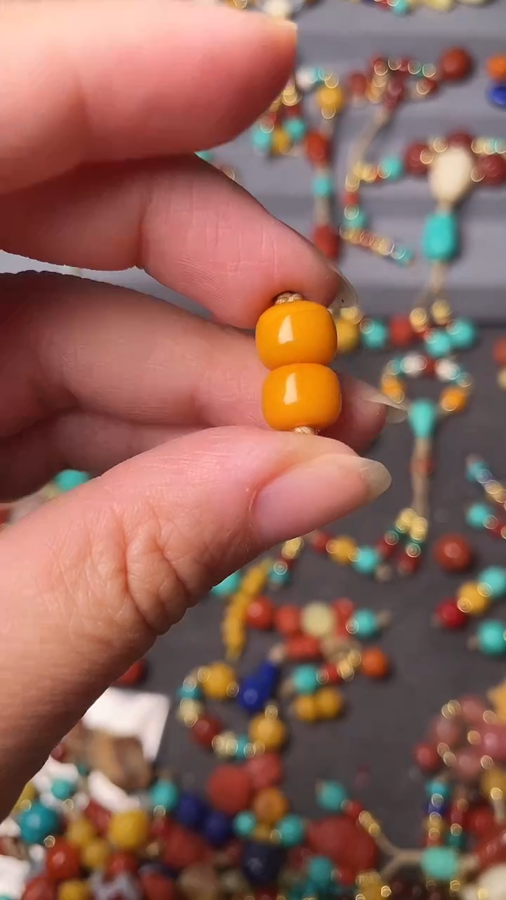 未镶嵌配饰玛瑙/玉髓9mm蜜蜡老型对珠