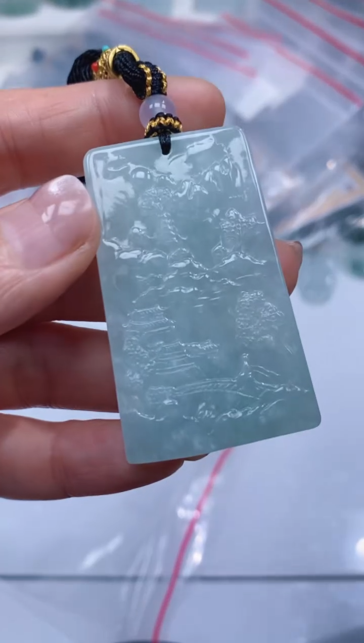 颈饰未镶嵌翡翠吊坠