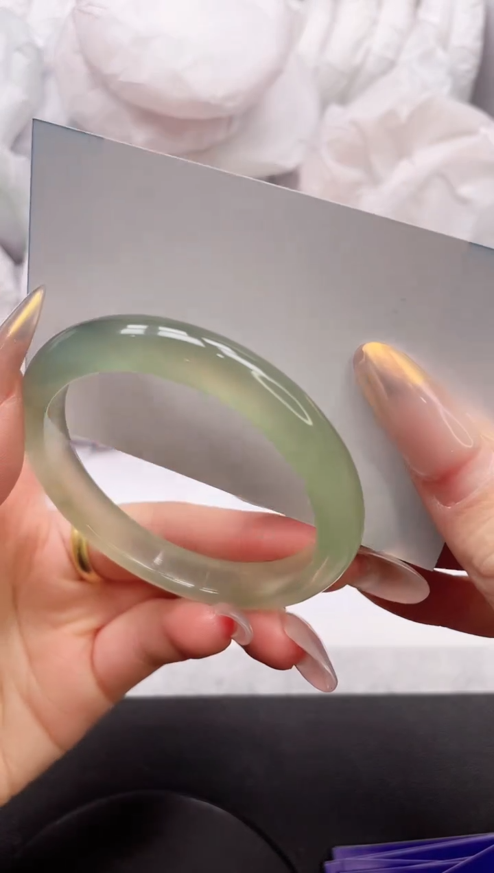 【闪购商品】石英质玉手镯未镶嵌20K319-54