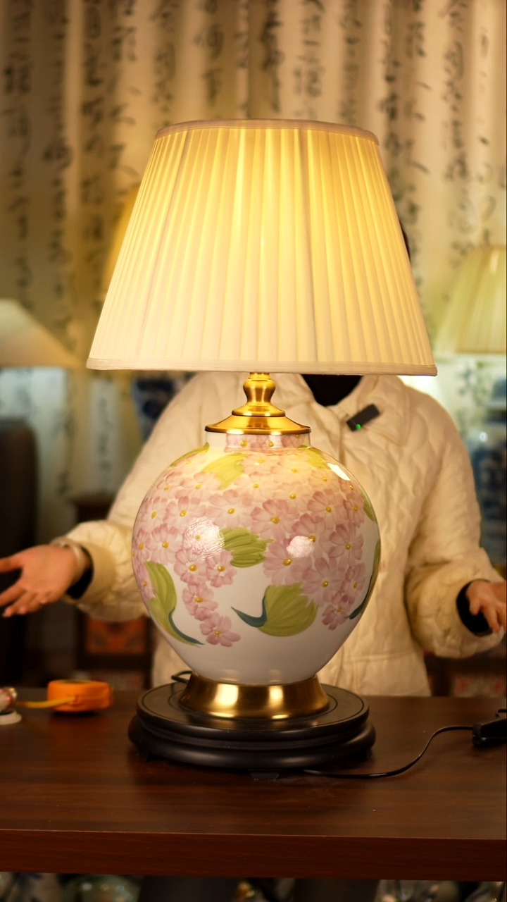 圆形款陶瓷台灯40灯罩