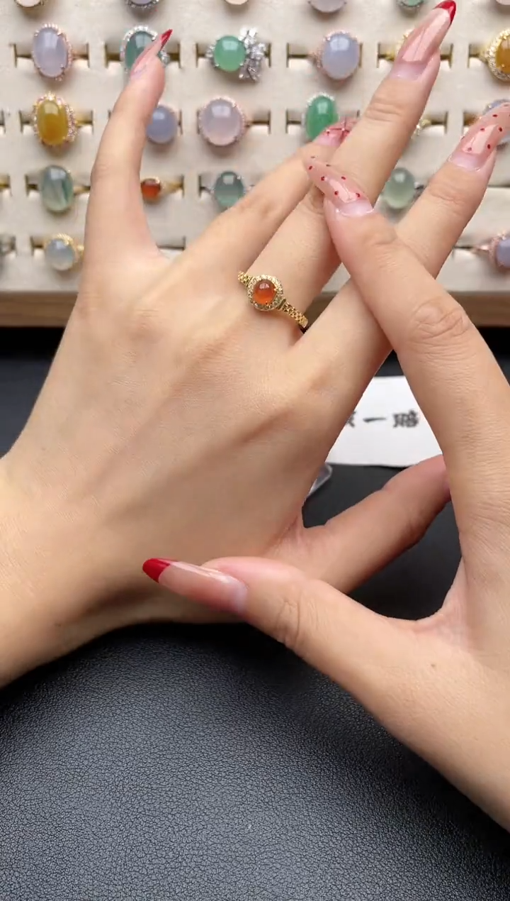 【闪购商品】翡翠戒指银S925镶嵌一物一证一礼盒