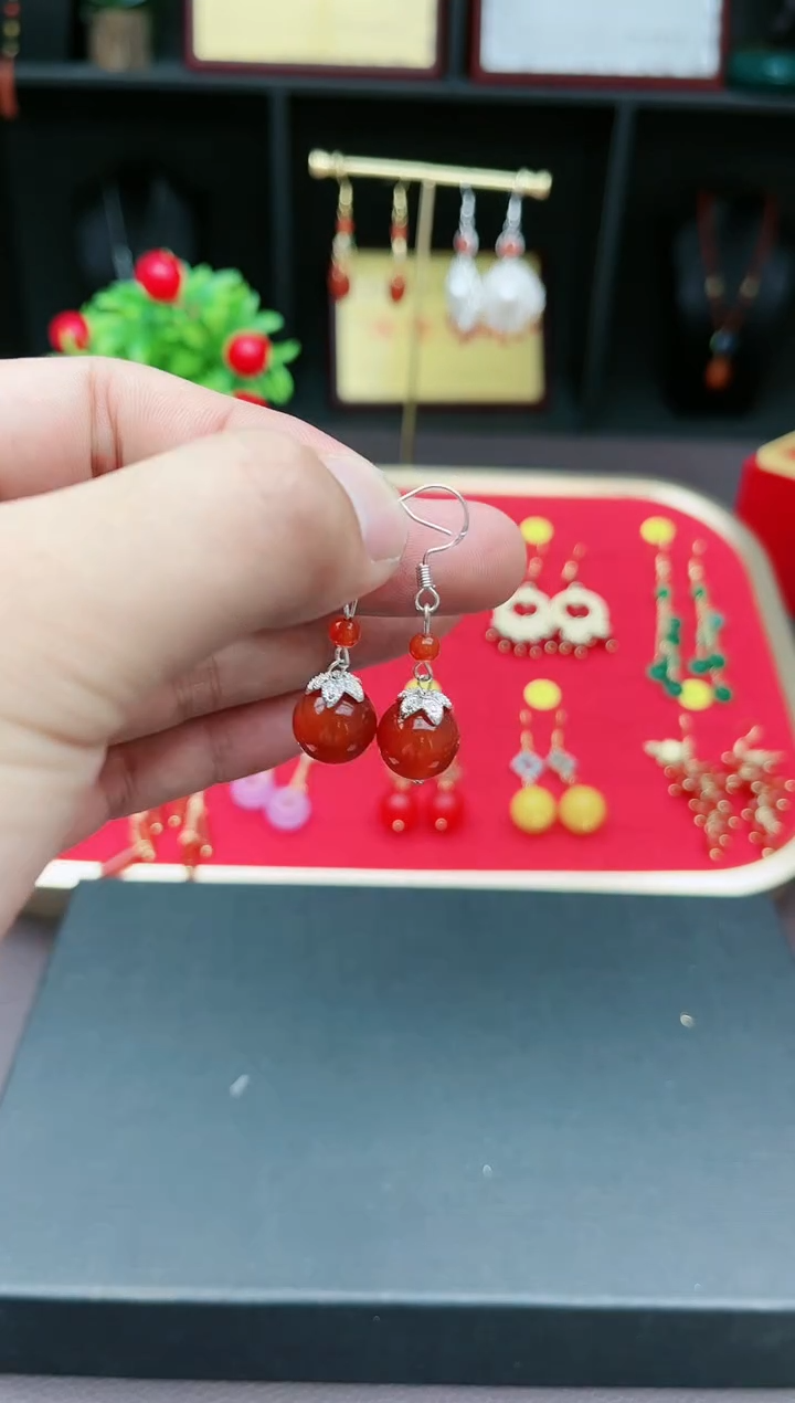 【闪购商品】南红玛瑙耳饰银S925镶嵌409000