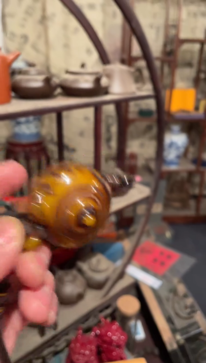 【闪购商品】蜜蜡颈饰未镶嵌老蜜把把壶
