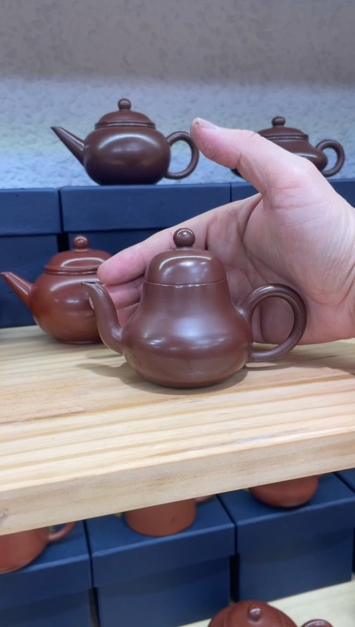 【闪购商品】紫泥黑金钢120毫升思婷全品一套