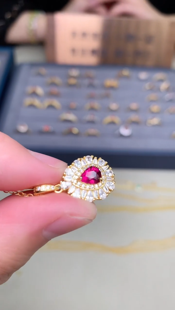 【闪购商品】碧玺颈饰银S925镶嵌吊坠