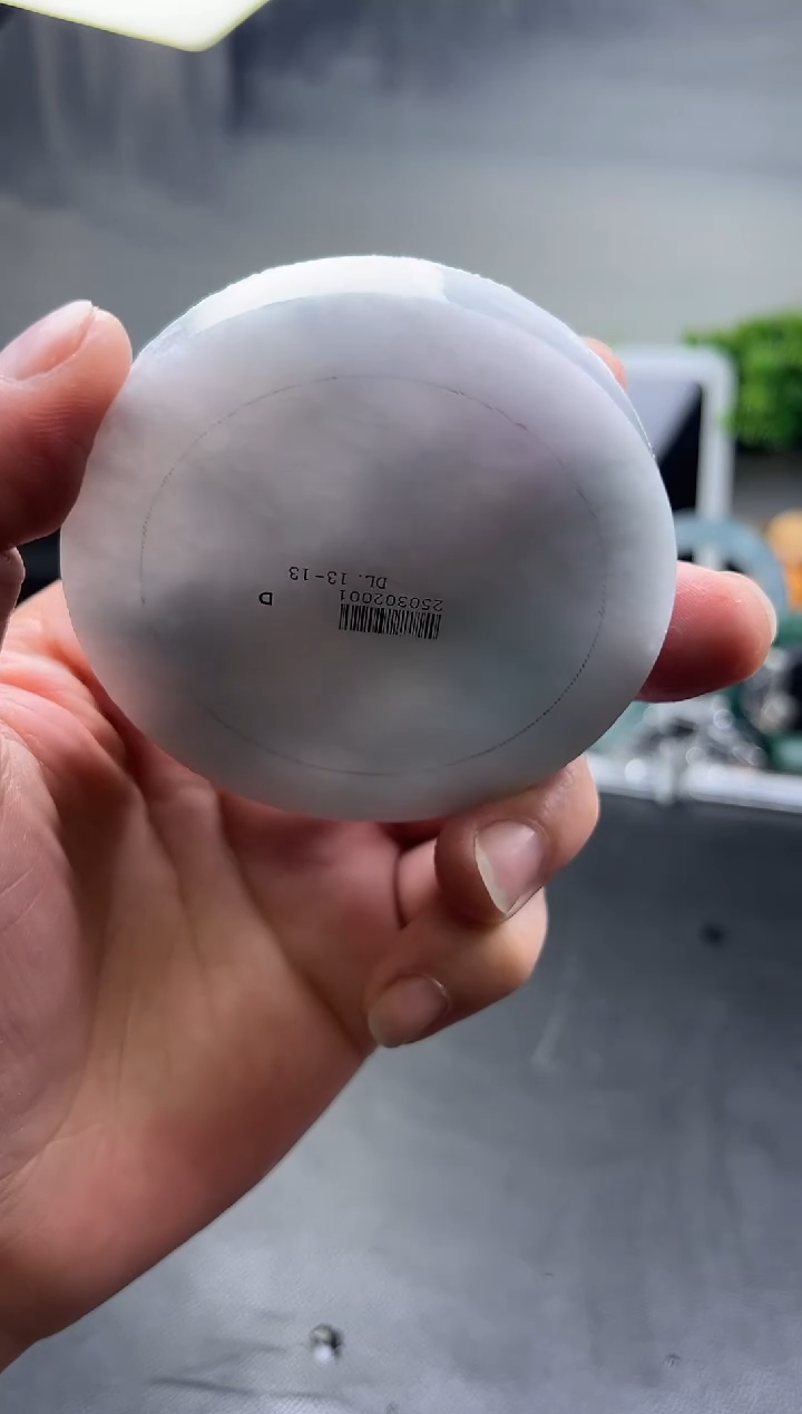 定制翡翠手镯未镶嵌不退不换