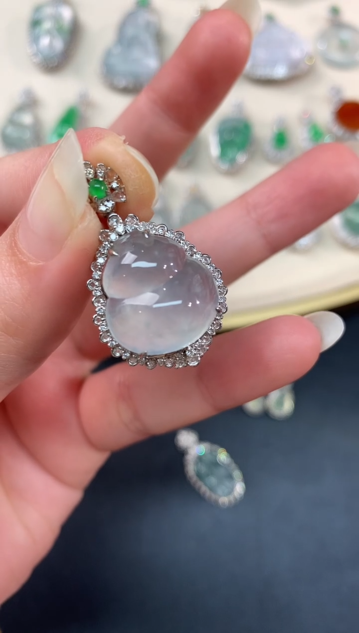 【闪购商品】翡翠吊坠(不含链)18K金镶嵌A51|12999