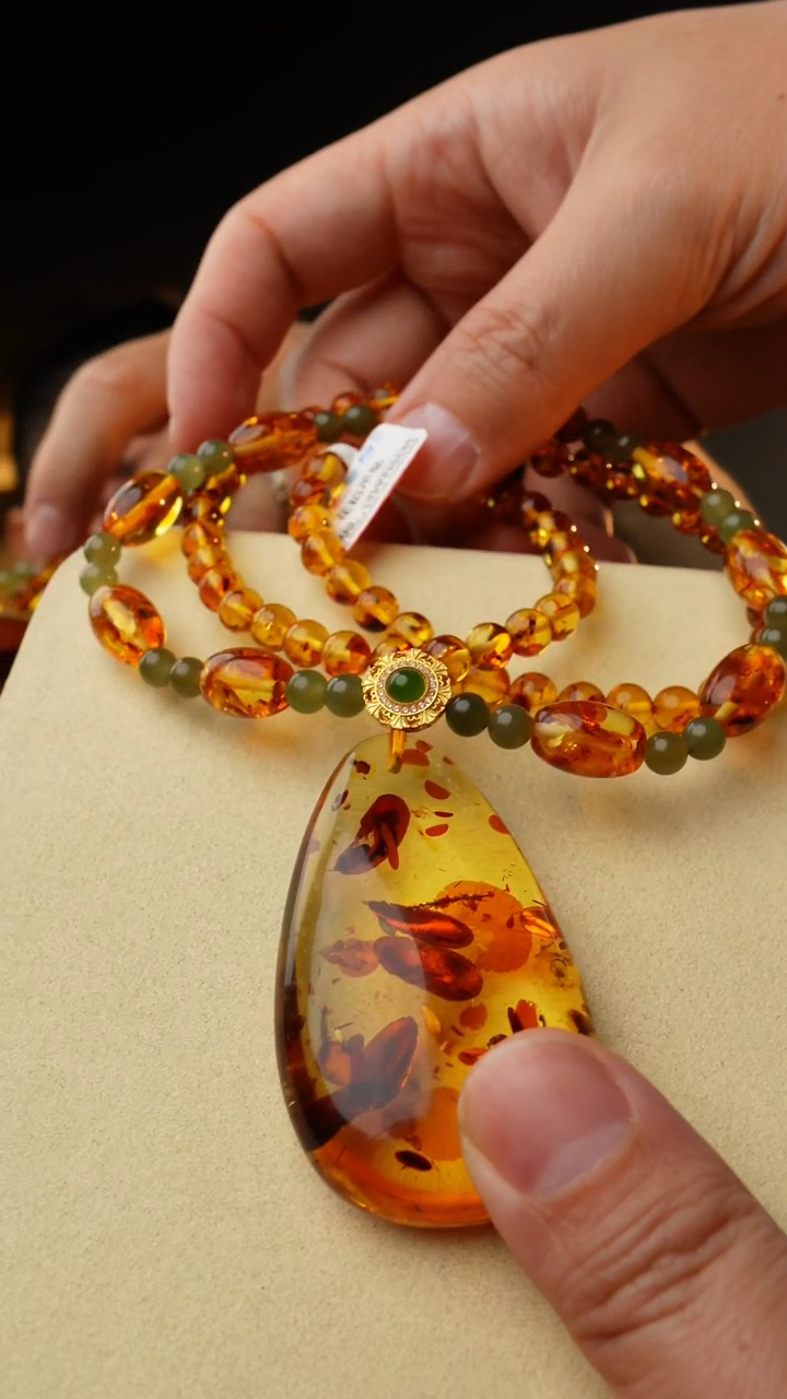【闪购商品】琥珀裸石未镶嵌花珀项链