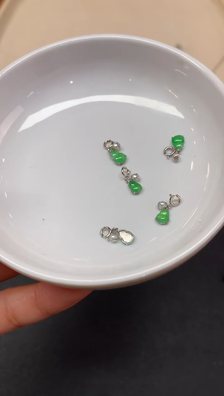 【闪购商品】翡翠吊坠(不含链)18K金镶嵌A411|580|多样性发其一