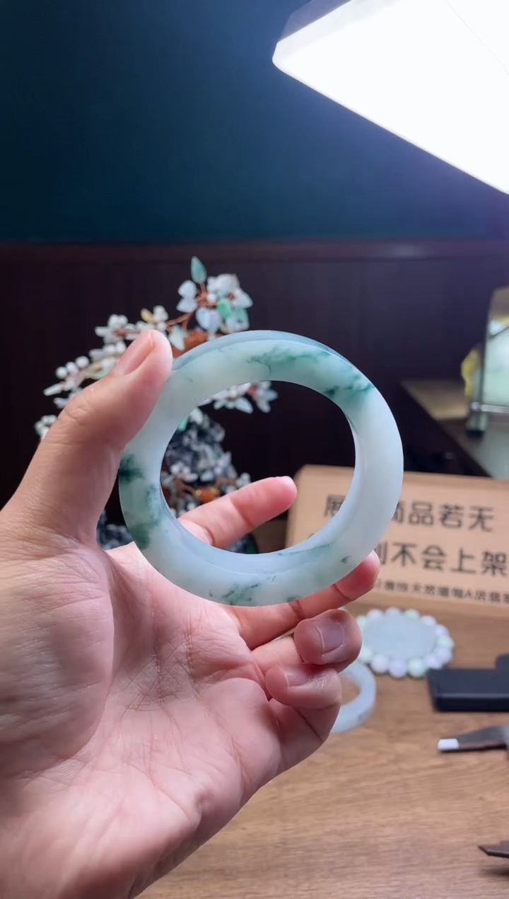 【闪购商品】定制翡翠手镯未镶嵌定制