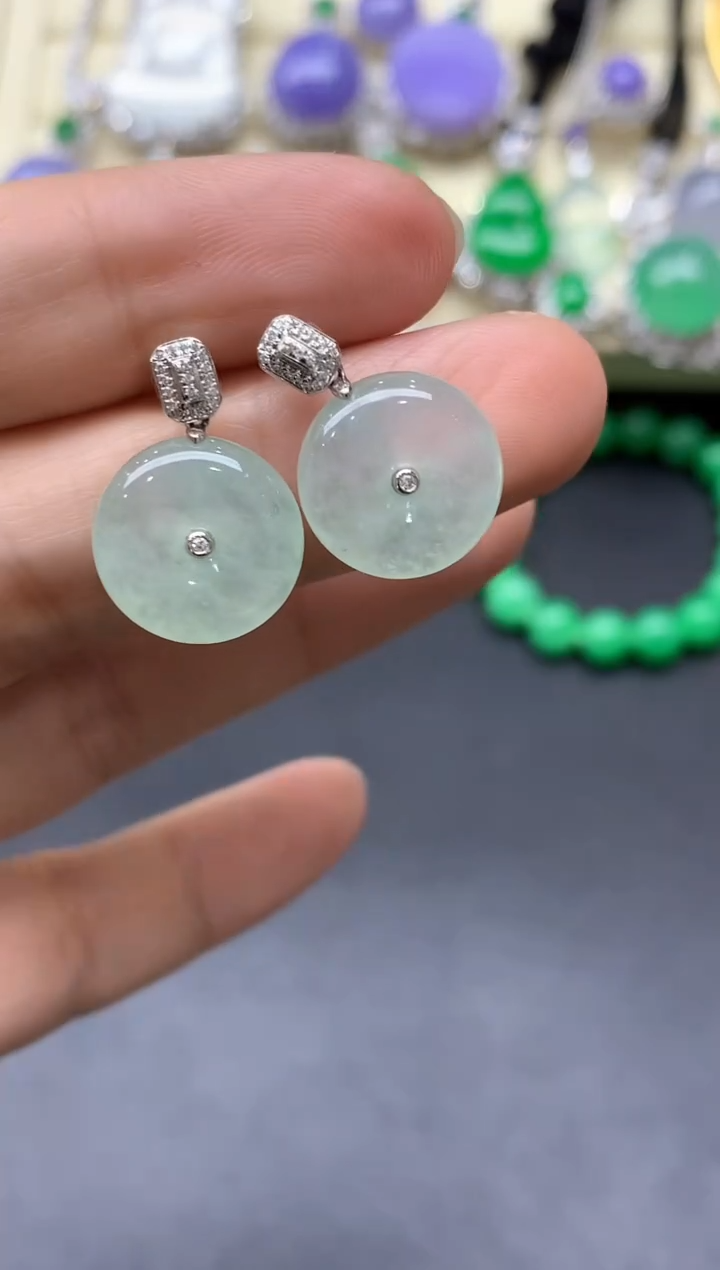 颈饰18K金镶嵌翡翠304-中国好珍宝